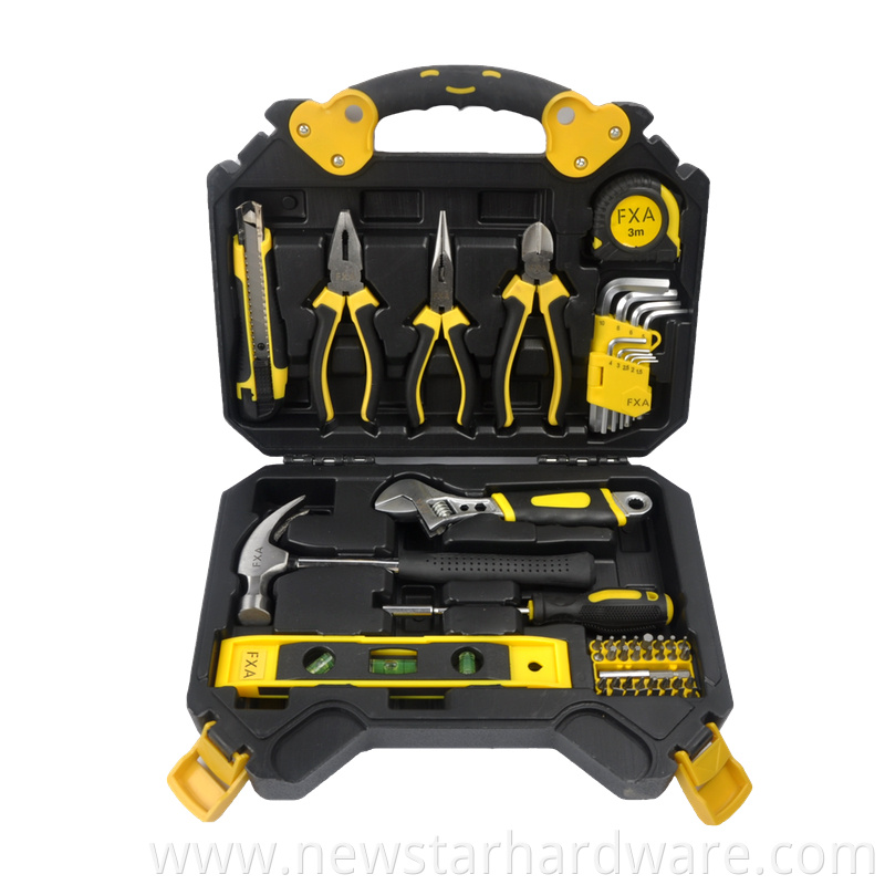 Kit de ferramentas manuais para uso doméstico